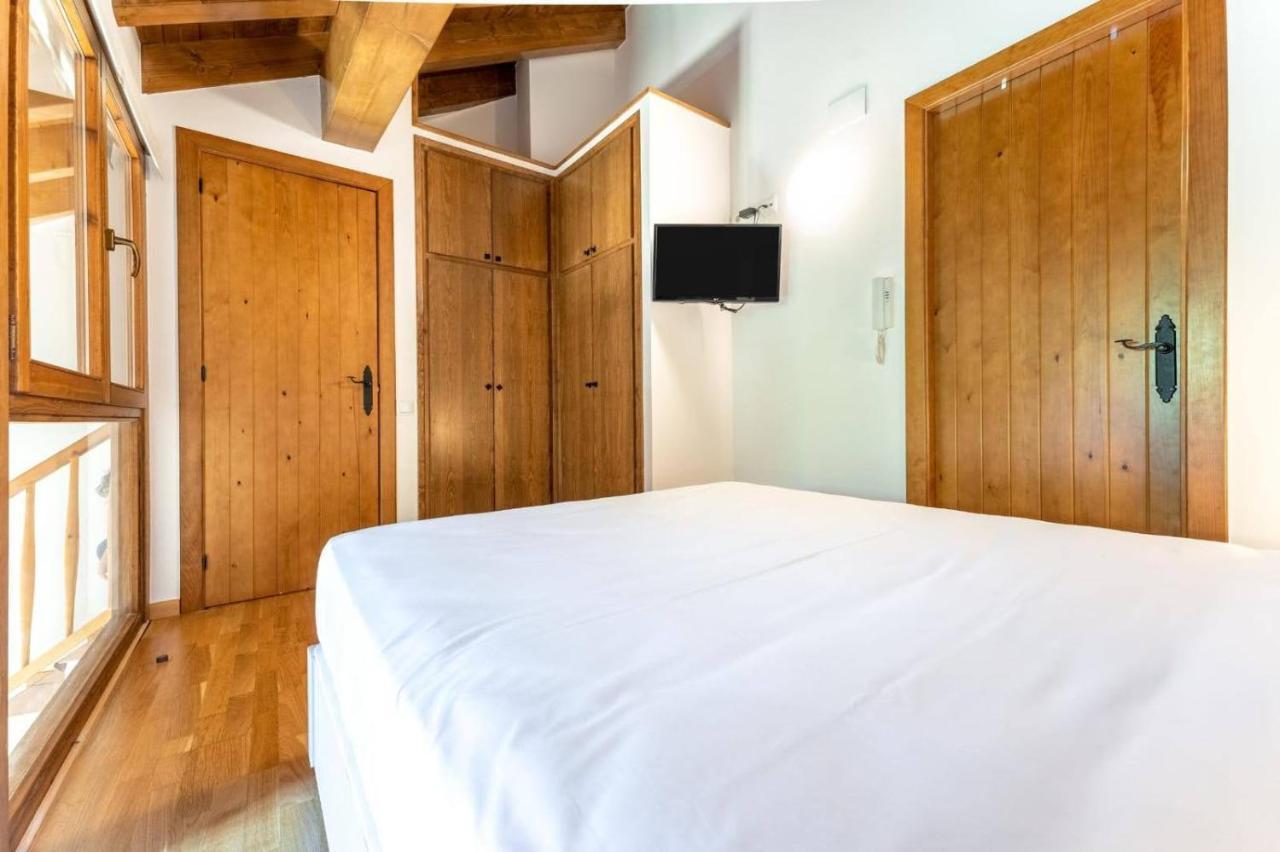 Apartamentsaloriaburg Farrera Εξωτερικό φωτογραφία